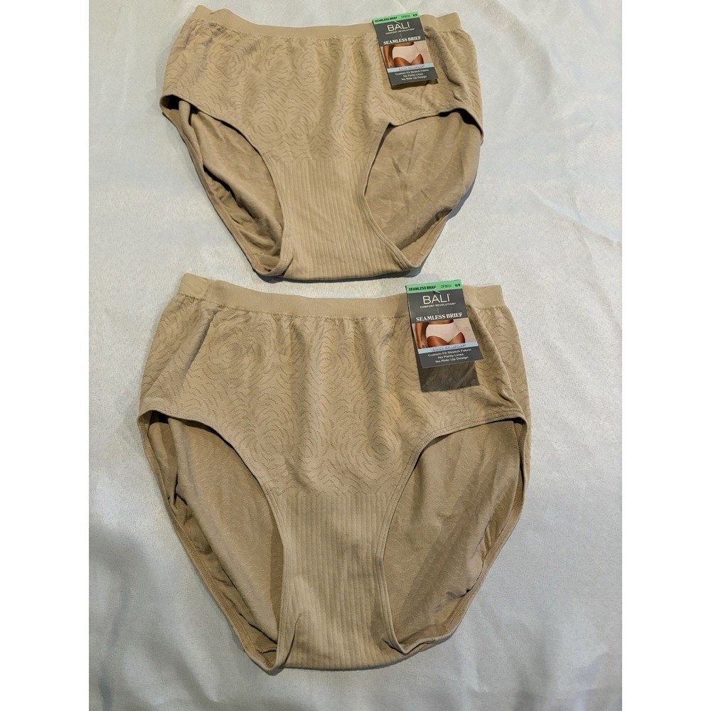 NEW Bali Comfort Revolution Bali Briefs Style 803J Women's Size 8/9 Beige 2 Pair